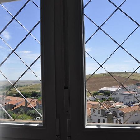 Apartamentos De La Parte Antigua De Касерес Екстер'єр фото