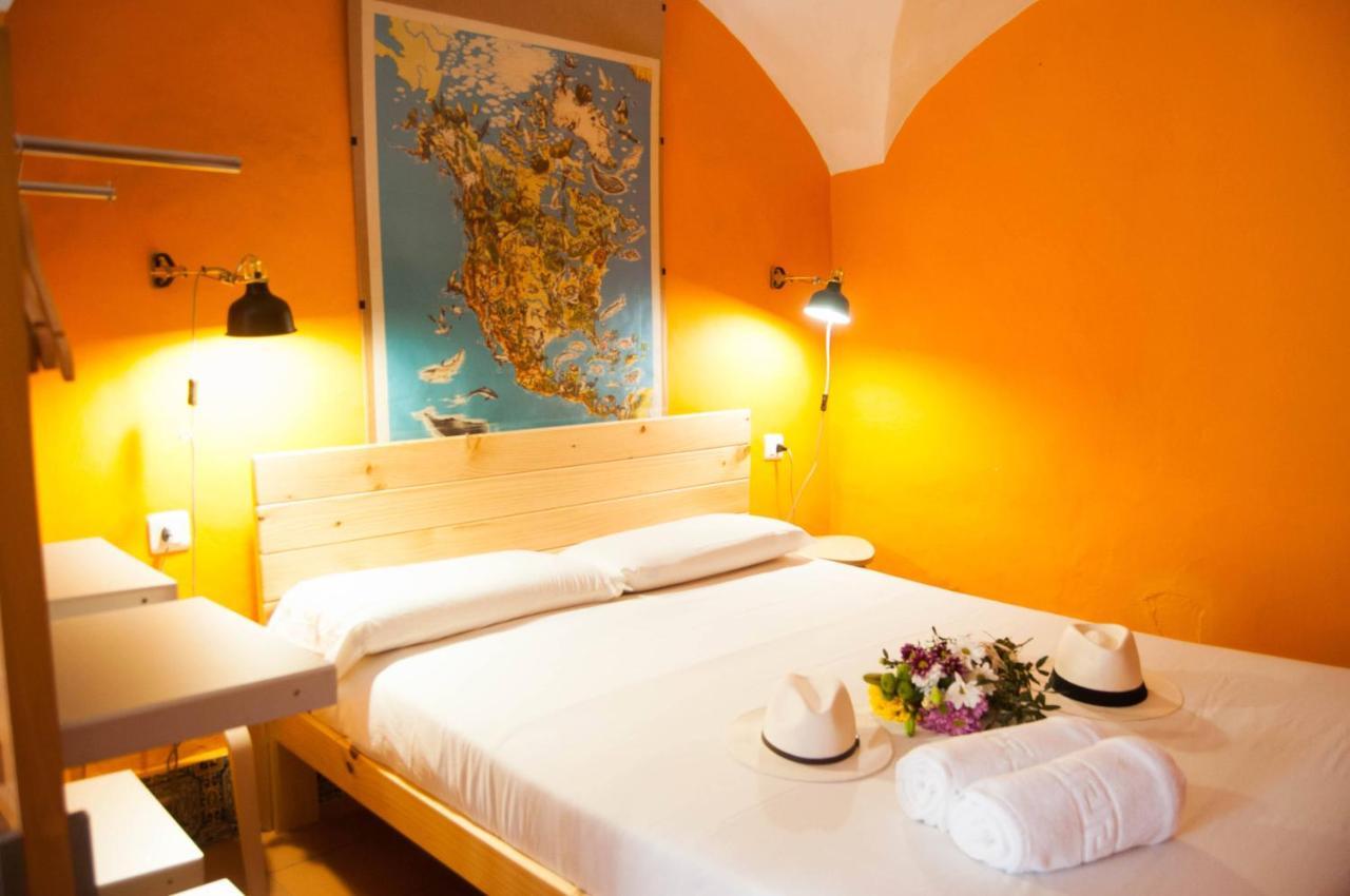 Apartamentos De La Parte Antigua De Касерес Екстер'єр фото