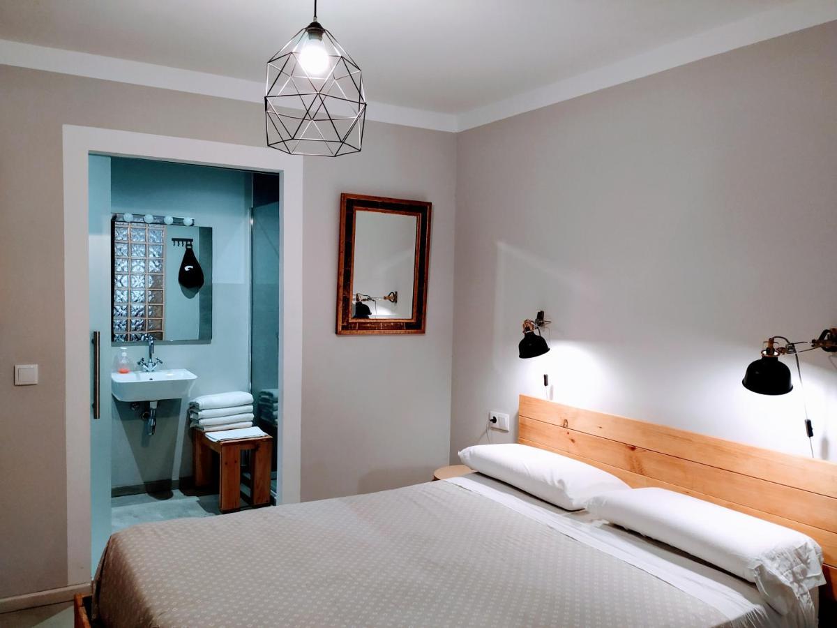 Apartamentos De La Parte Antigua De Касерес Екстер'єр фото