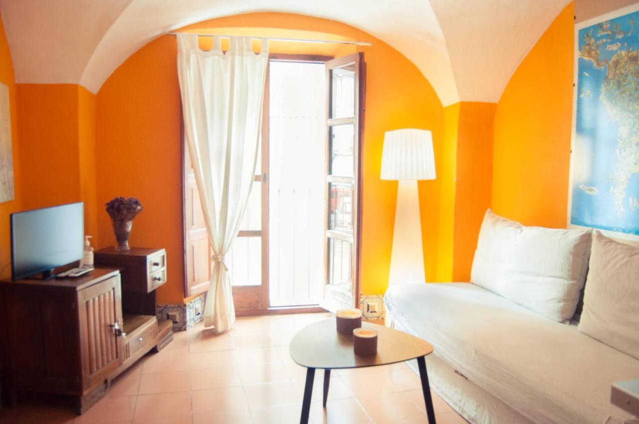 Apartamentos De La Parte Antigua De Касерес Екстер'єр фото