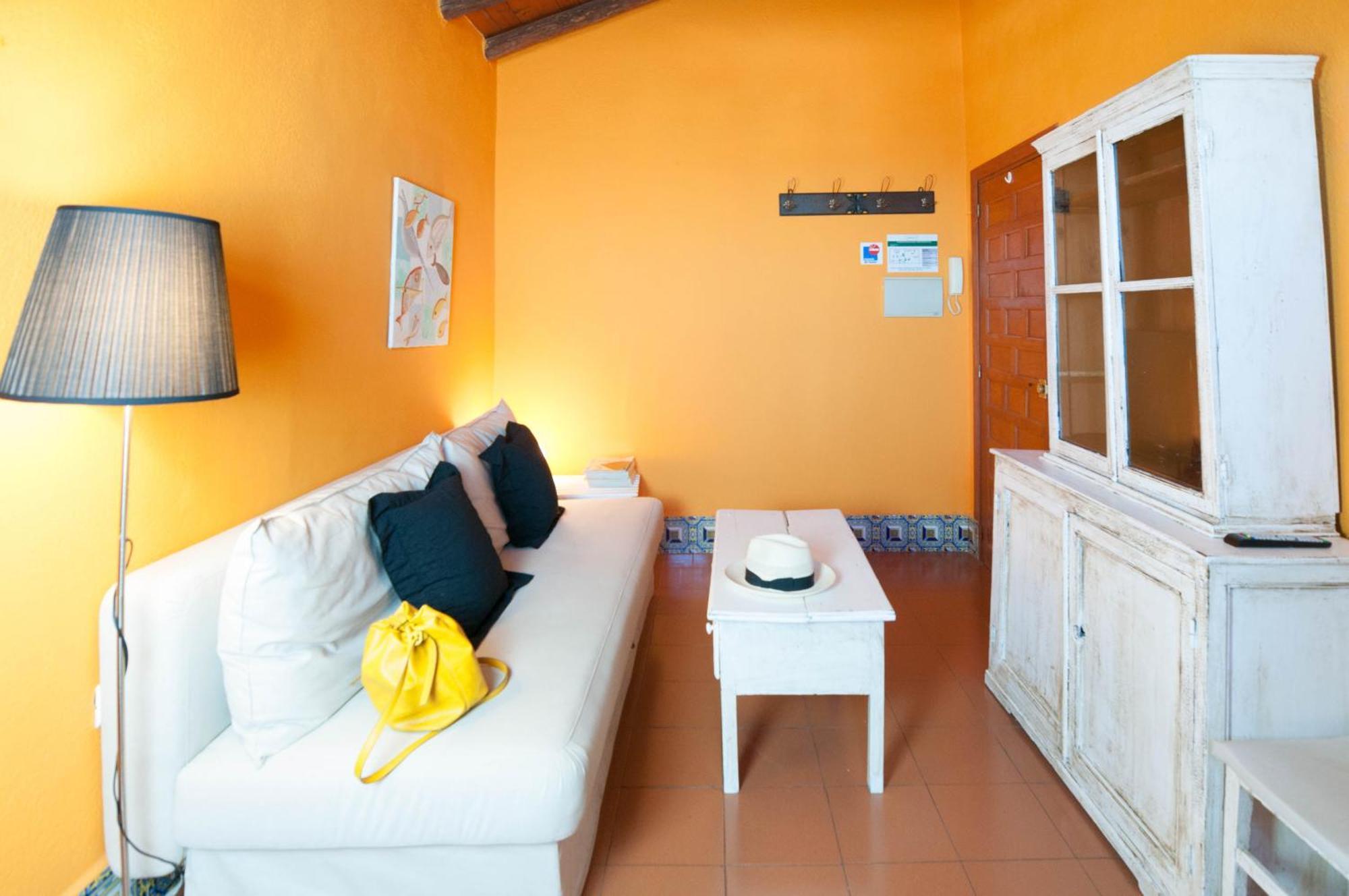 Apartamentos De La Parte Antigua De Касерес Номер фото