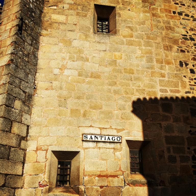Apartamentos De La Parte Antigua De Касерес Екстер'єр фото